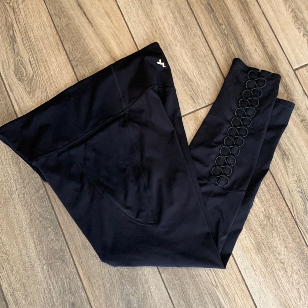 JL Black workout tights